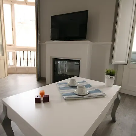 Apartamentos Calle Larios Malaga Room photo